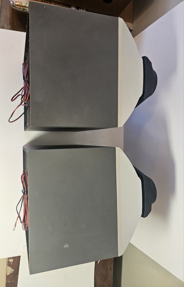 Phillips Magnavox FB 538 PM Speaker System-Pair Tested