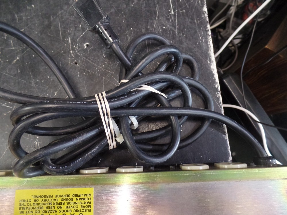 Furman PL-PLUS Power Conditioner & Light Module - 1U rack - 15 amp - UNTESTED