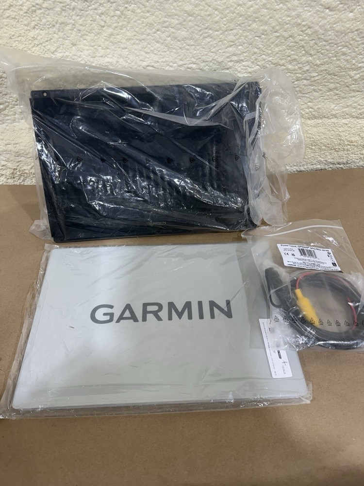 Garmin GPSMAP 8616 Chartplotter GN+ 010-02093-50 Recertified
