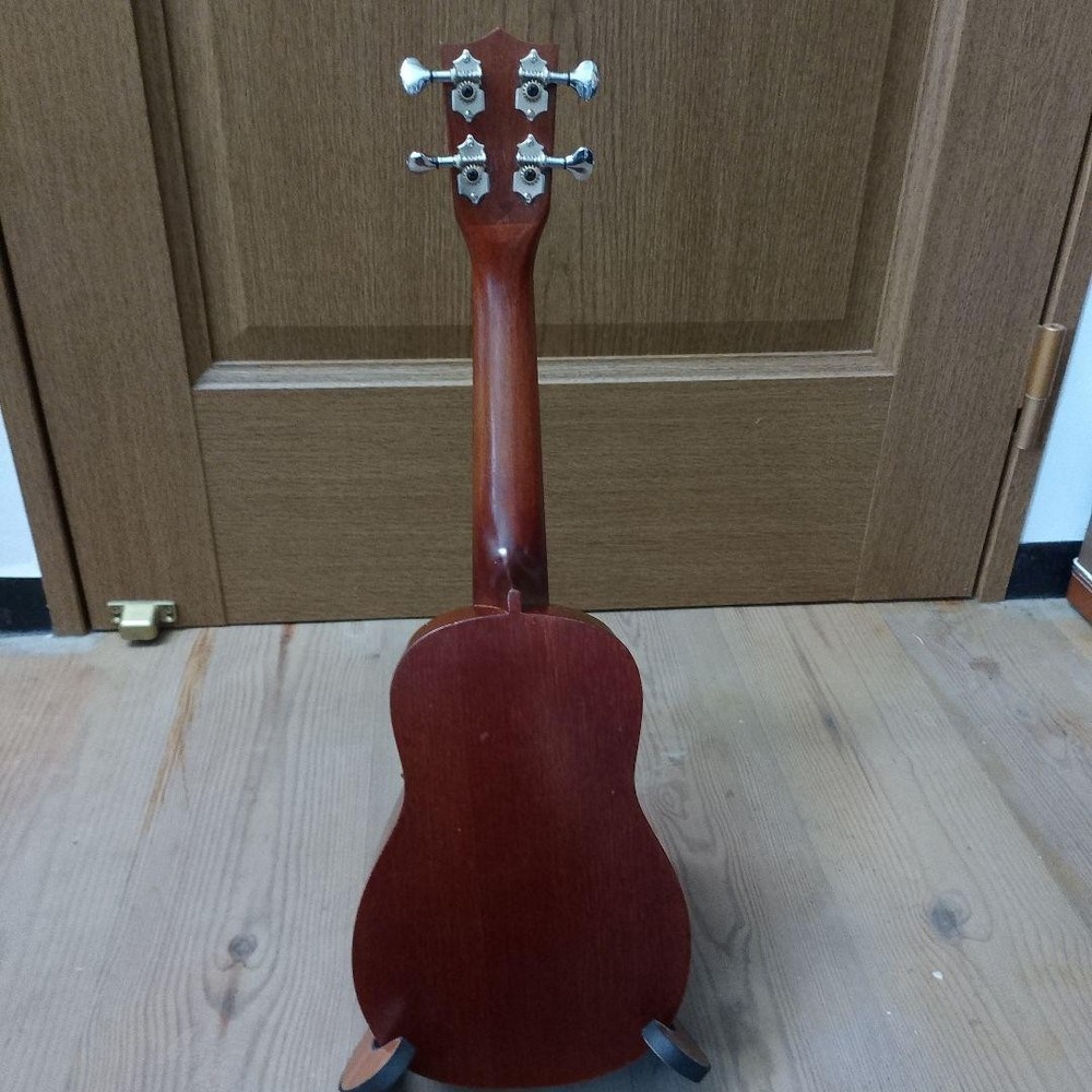 YAMAHA soprano ukulele