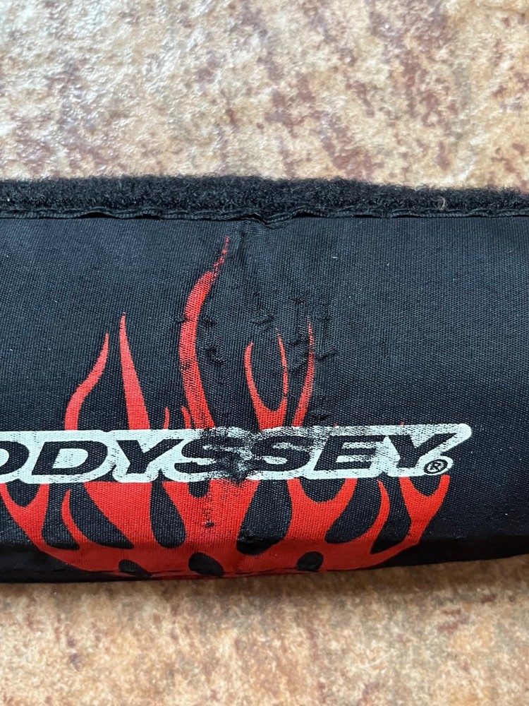 ODYSSEY Lo-Pro FLAME FRAME, HANDLEBAR & STEM PAD SET plus GRIPS Mid School BMX