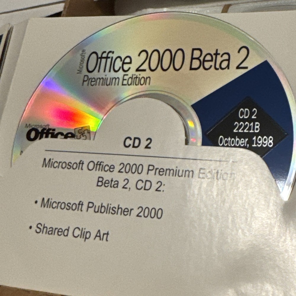 Microsoft Office 2000 Beta 2 Build 2221B from Oct 1998 MSDN Extras Technet Lot