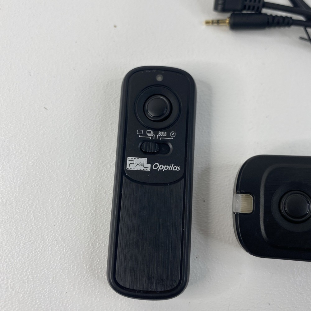 Pixel Oppilas 2.4g Digital Wireless Remote Shutter Switch N3 for Canon EOS...