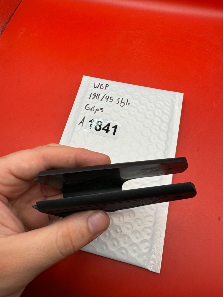 WGP 1911/45 Style Grips