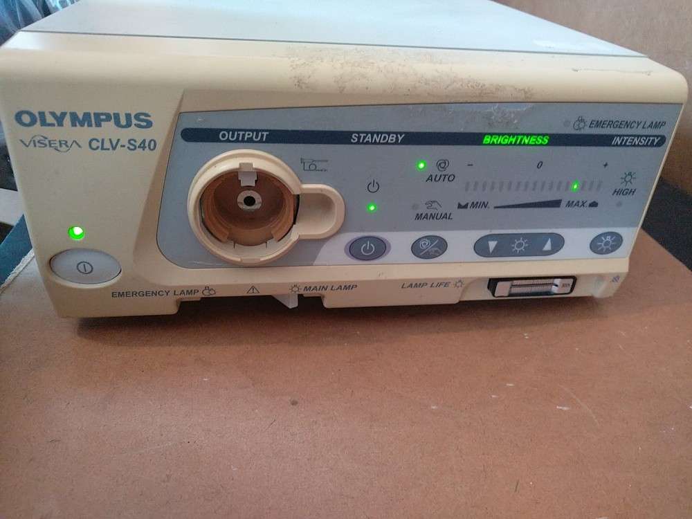 Olympus CLV-S40 Visera Endoscope Light Source