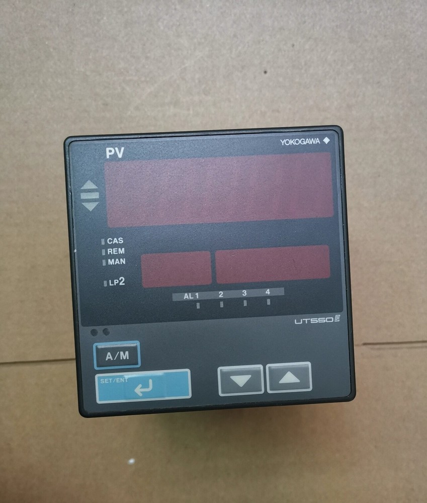 1PCS YOKOGAWA UT550-02 temperature controller