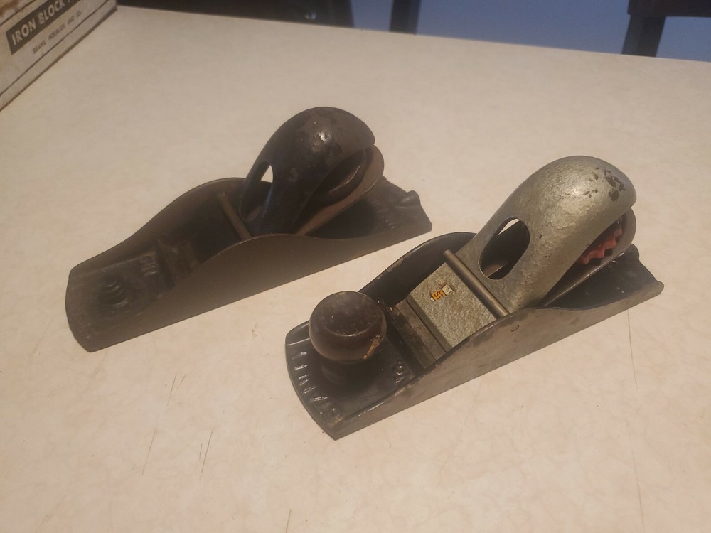 2 VINTAGE Stanley Planes No. 110