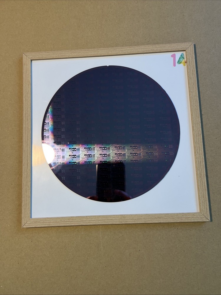 200mm pattern Silicon wafer Collection 735um Wafer Come With A Frame