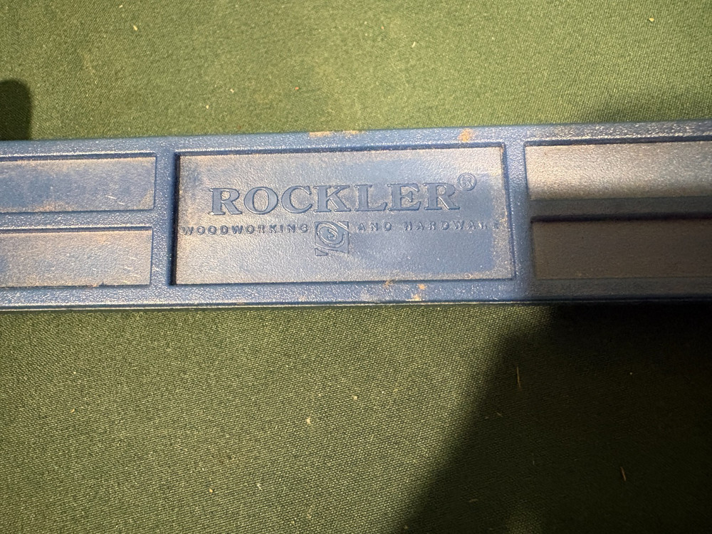 Rockler Safety Handle Plastic Push Stick with Magnetic Handle