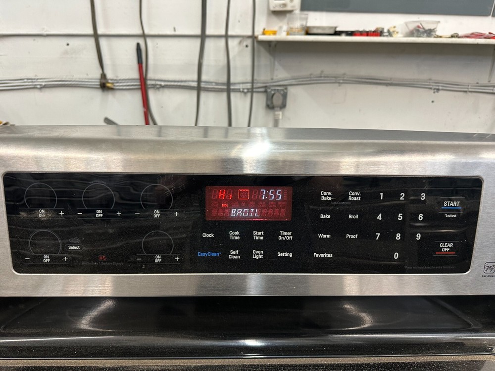 Genuine LG Range Oven Control Board Assy # EBR77562702 EBR64624906