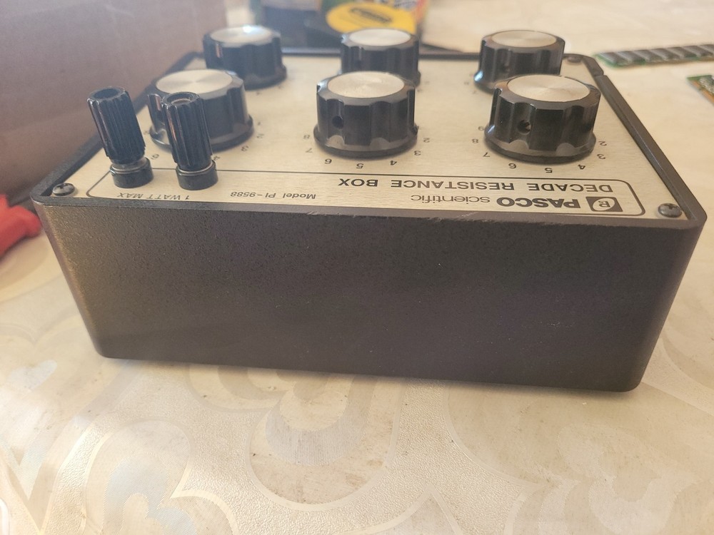 Vintage Pasco Scirntific PI-9588 Decade Resistance Box