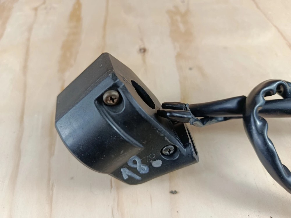 (D) 1995 Triumph Trophy 900 Right Handlebar Control / Switchgear Genuine