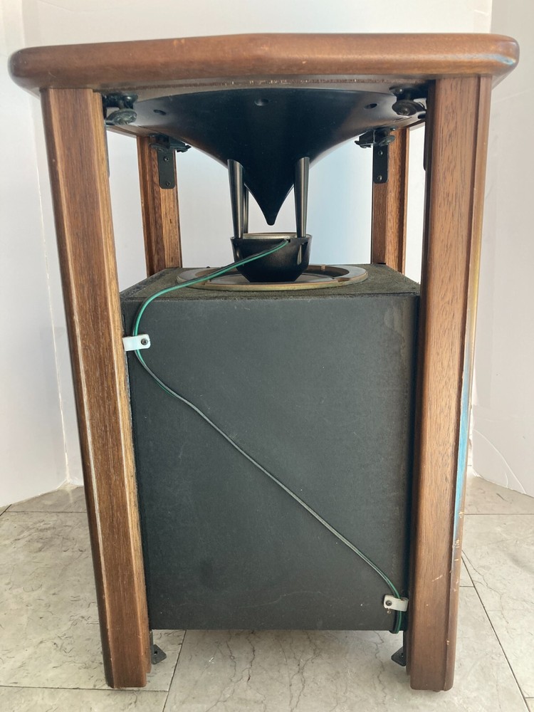 Sansui SF-1 Speaker. Two Way Three Drivers.*VINTAGE!*