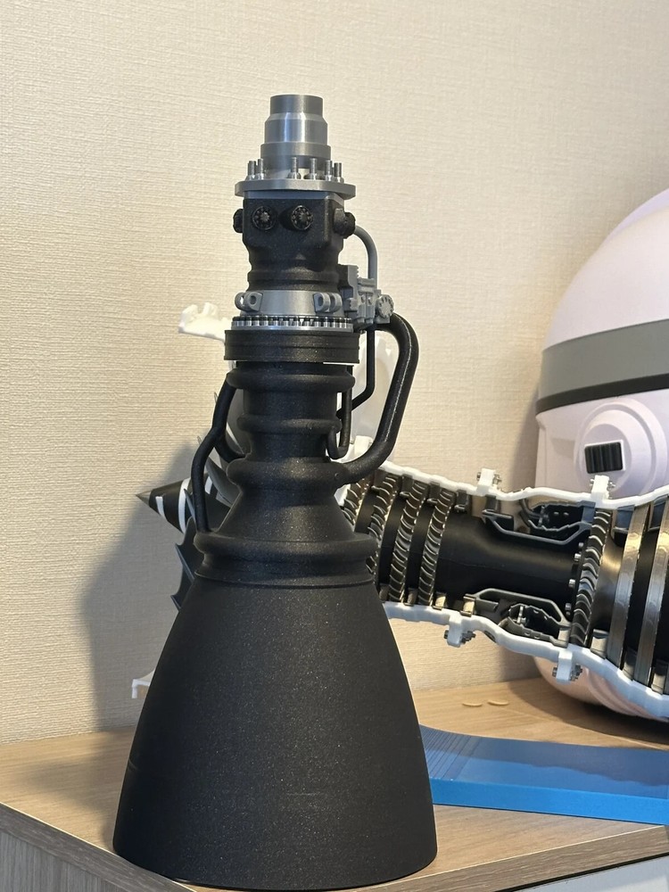 3d printed SpaceX Raptor 3 Rocket Engine Starship 1:10