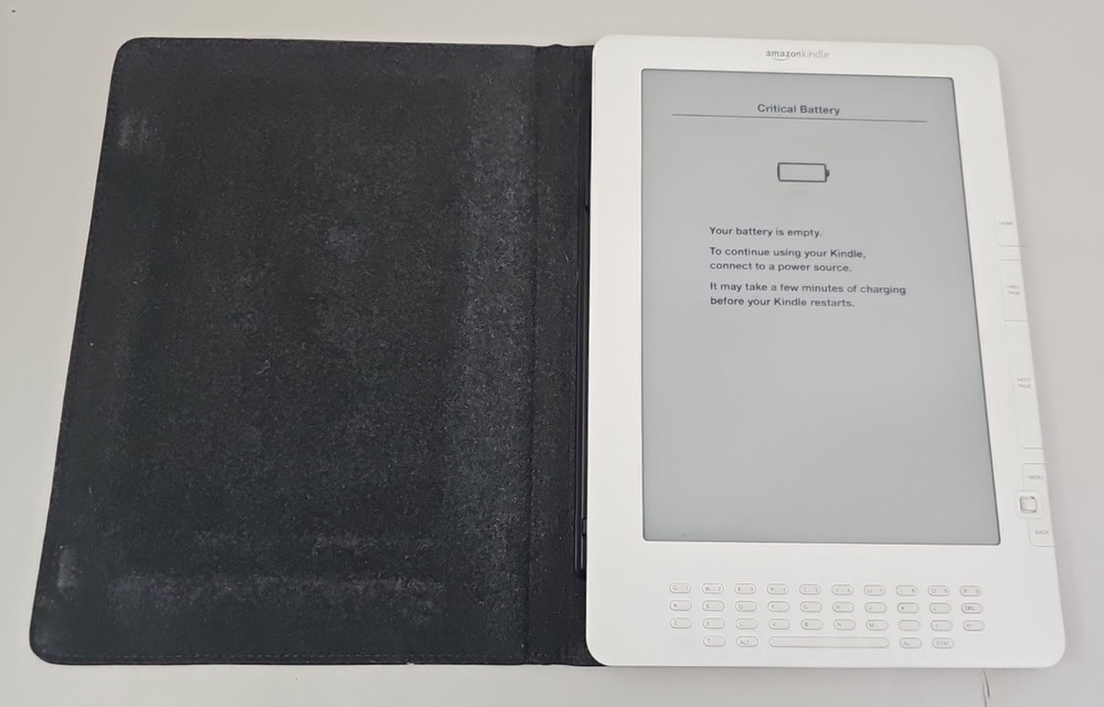 Amazon Kindle DX 2nd Gen Graphite D00801 Needs Power Cord