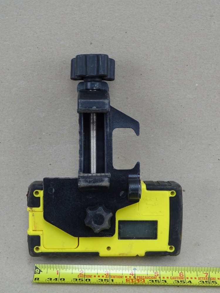 AdirPro Universal Laser Detector w/ Clamp , LD-8
