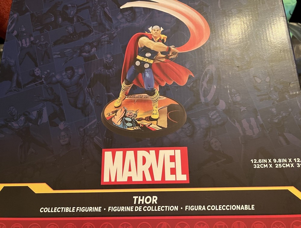 MARVEL THOR COLLECTABLE  FiGURINE