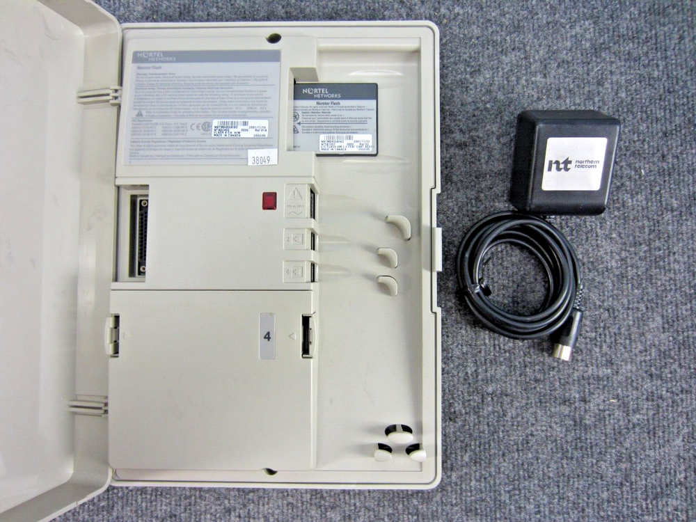 Nortel Norstar StarTalk Flash Voicemail System NTAB2456 w/ 4 Port