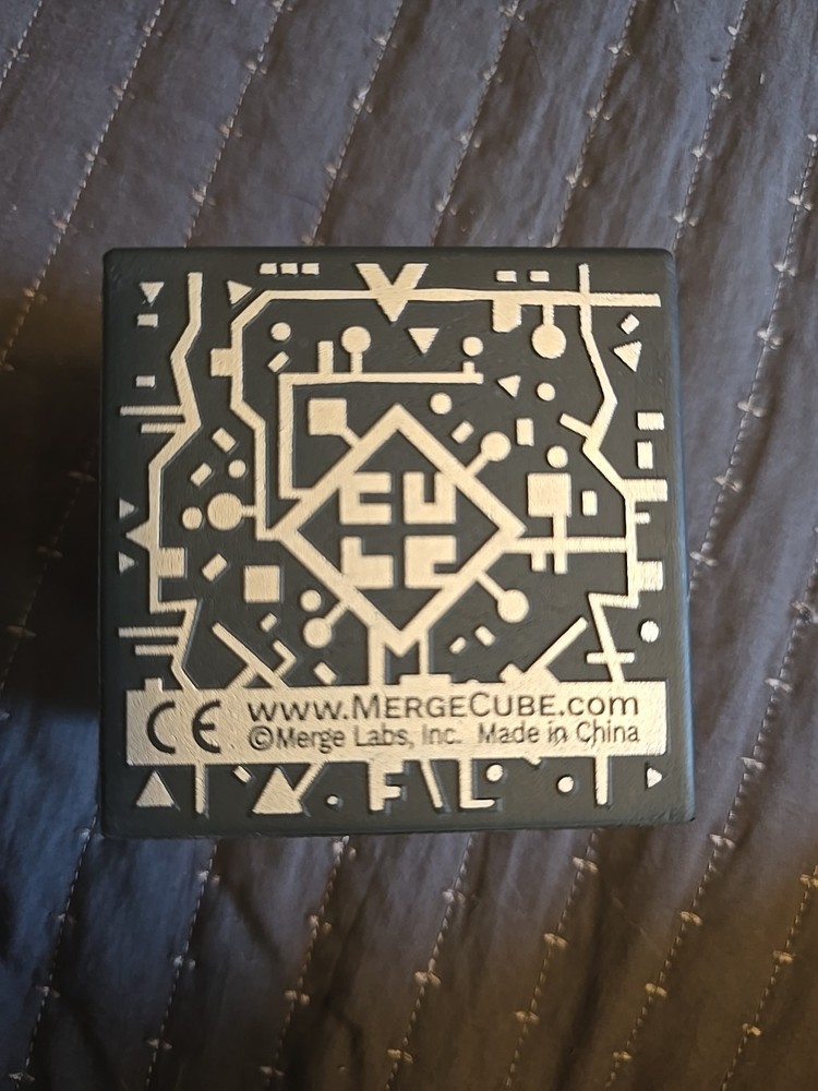 Merge Cube AR VR Augmented Reality Interactive Hologram