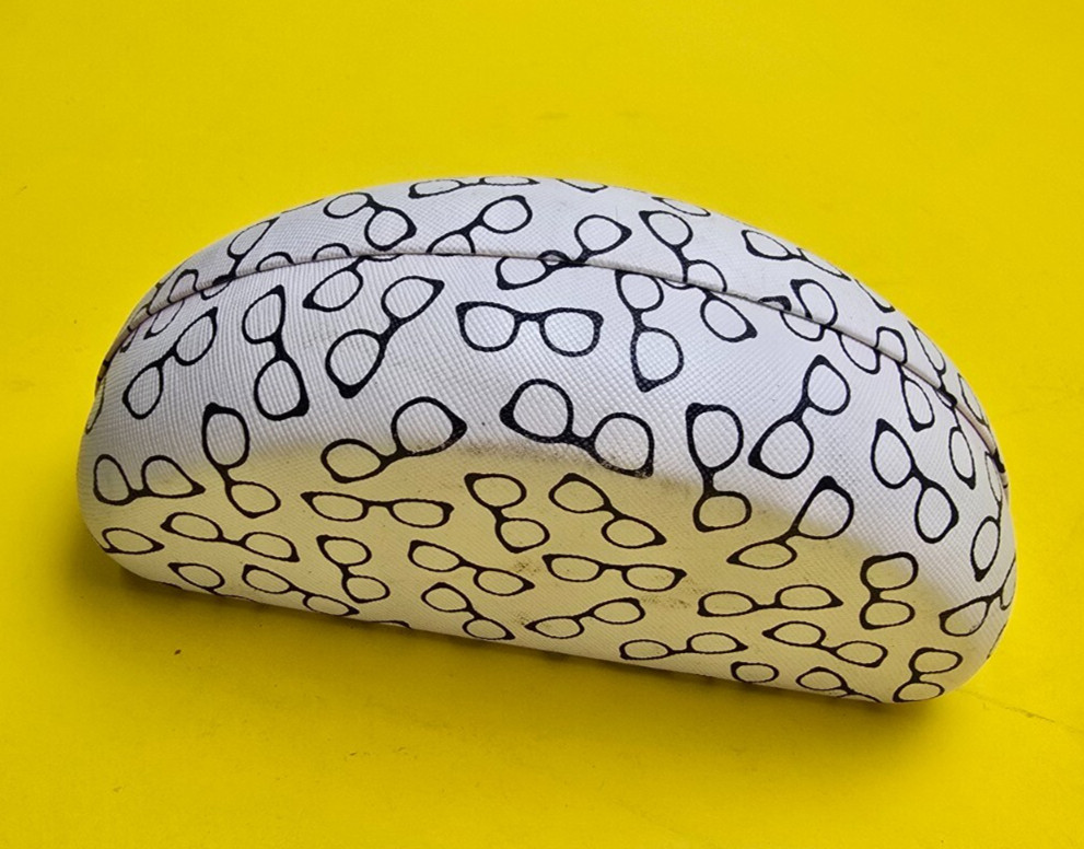 JESSICA MCCLINTOCK HARD EYEGLASS CASE