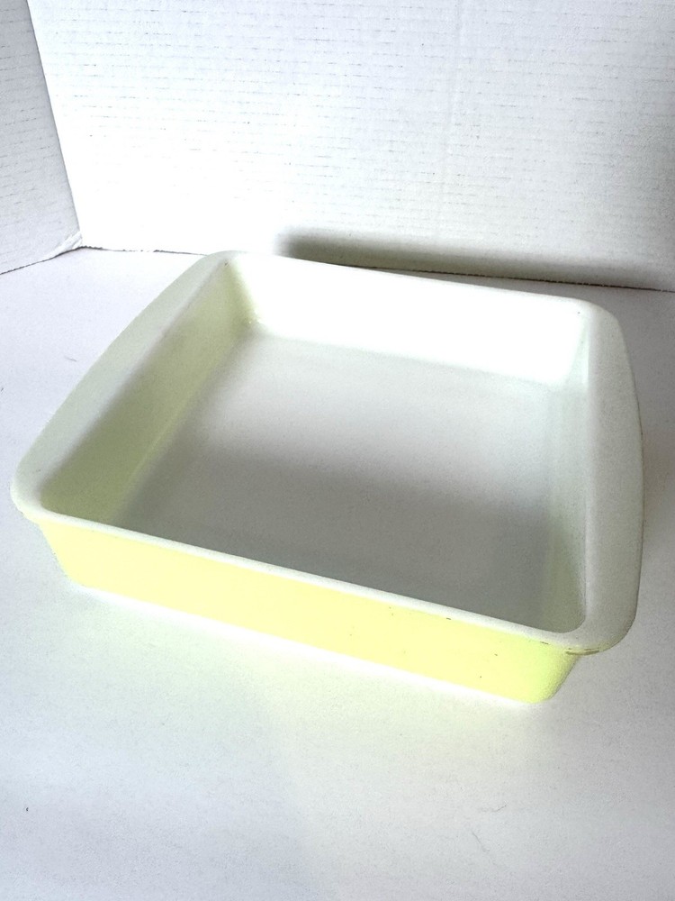 Vintage Pyrex Avocado Green Square Baking Dish 8 inch Ovenware