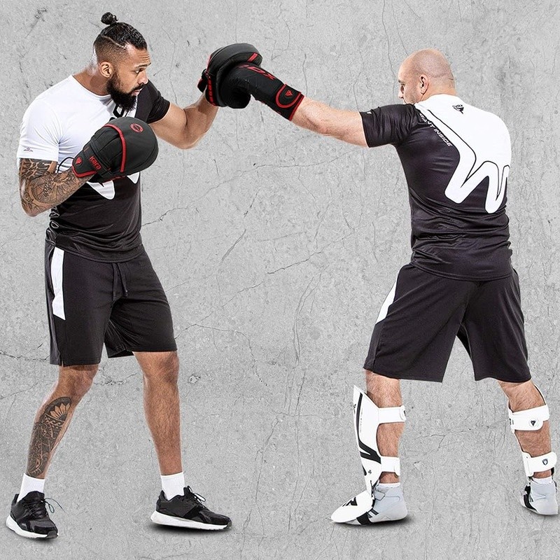 Enhanced Precision Focus Pads Boxing MMA Kickboxing Training Durable Sweat-Free