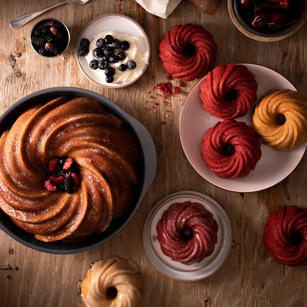 Nordic Ware Swirl Bundt® Pan