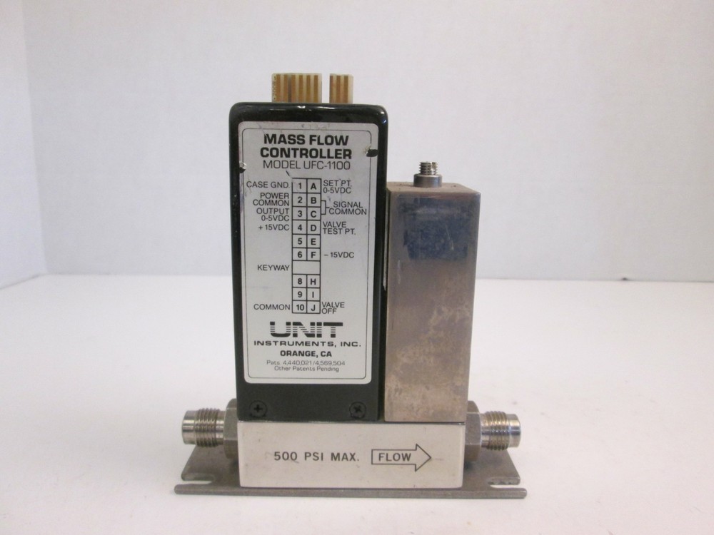 Unit UFC-1100 Mass Flow Controller, HCL, 500 SCCM
