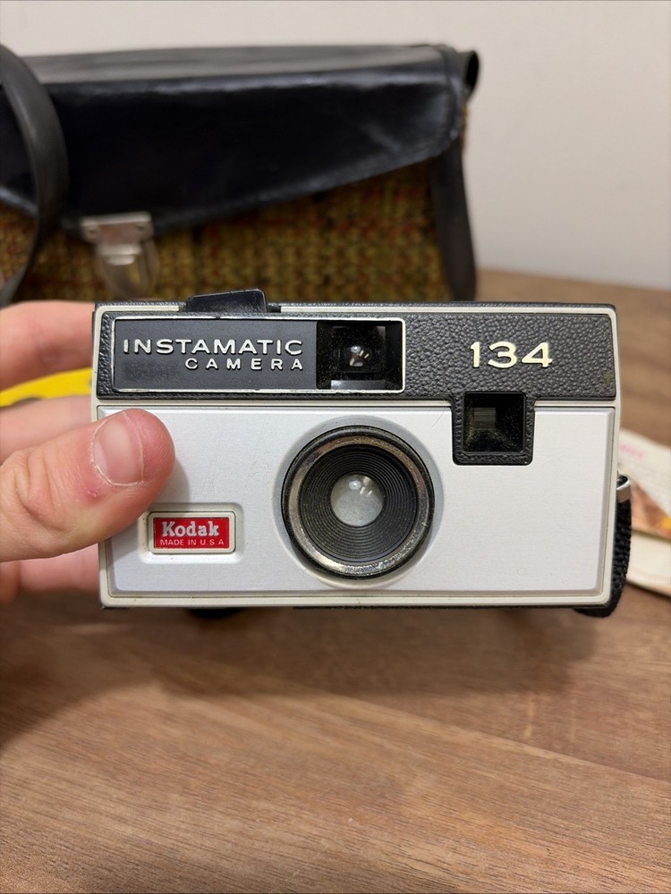 Vintage Kodak Instamatic 134 Camera UNTESTED