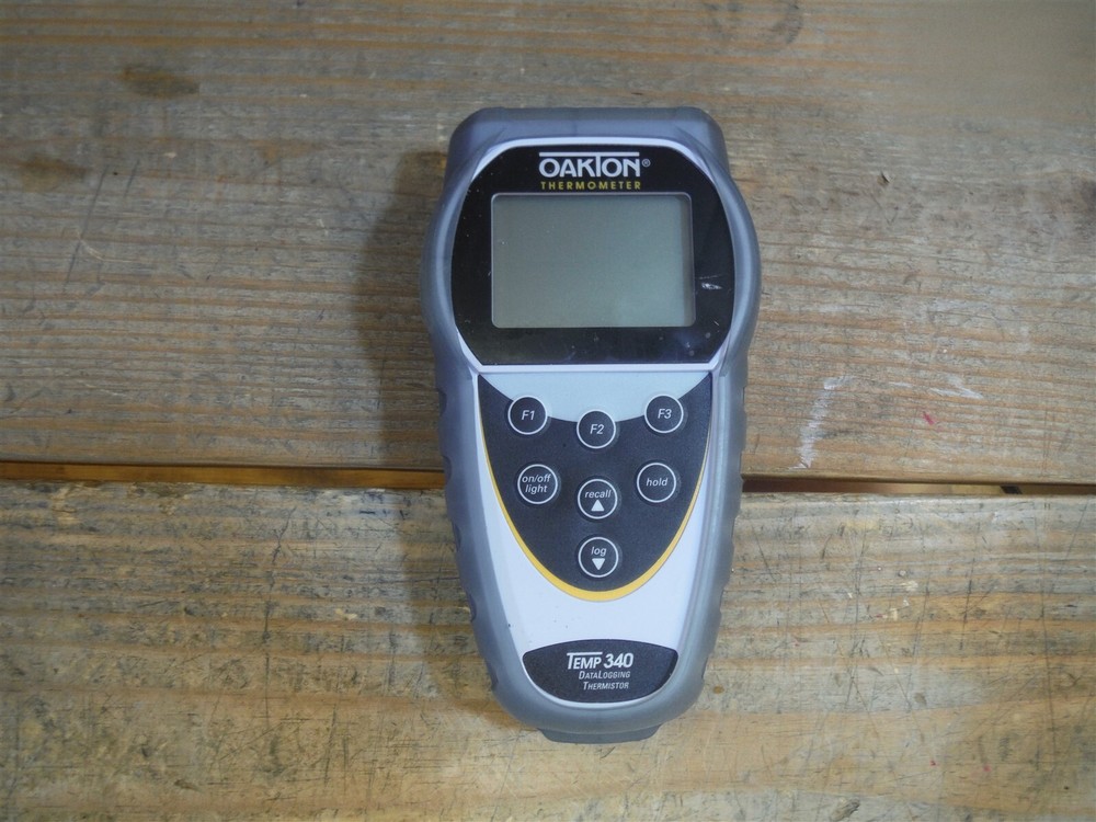 Oakton Temp-340 Data Logging Thermometer Unit Only *A03