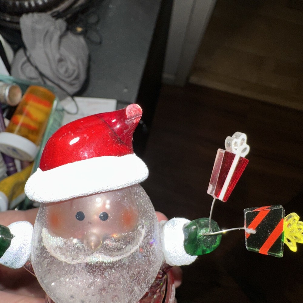 Santa night light with Jingles over his head
