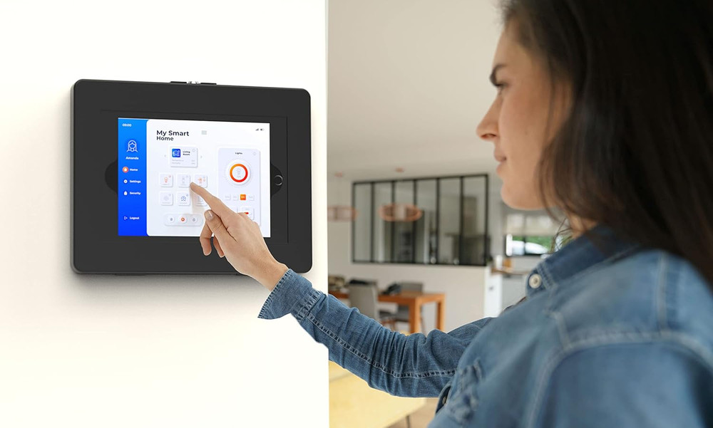 Anti-Theft Locking Wall Mount for iPad & Tablets - Black