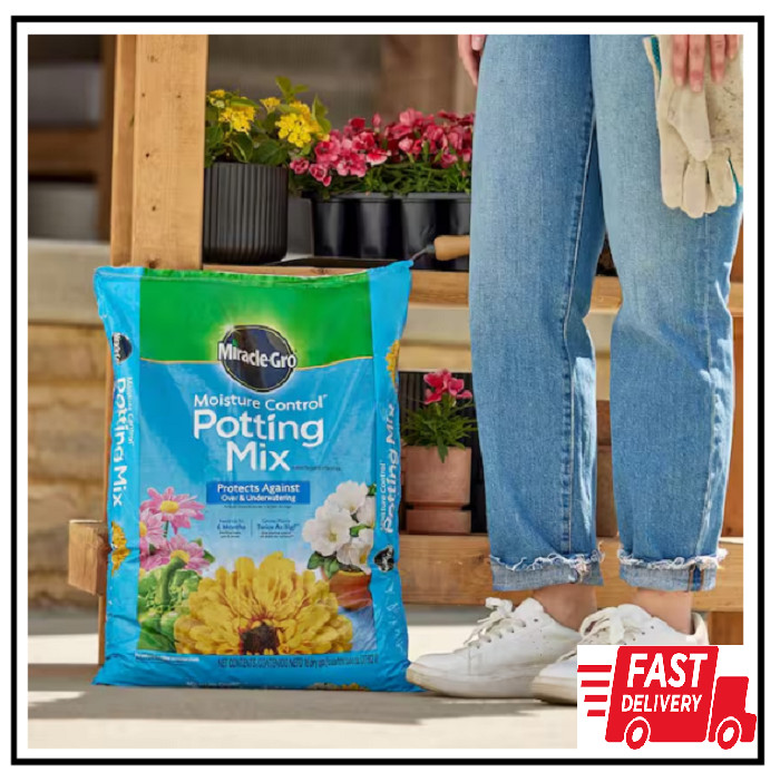 Miracle-Gro Moisture Control Potting Mix, 16-Quart Fast Delivery