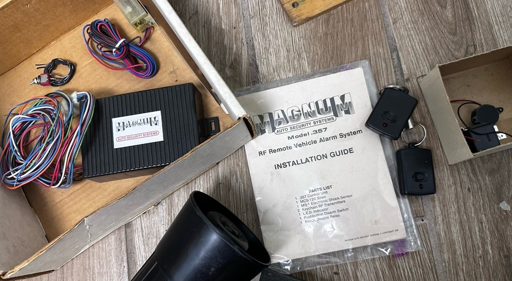 Magnum Auto Security Systems Model 357 Vehicle Alarm System Vintage