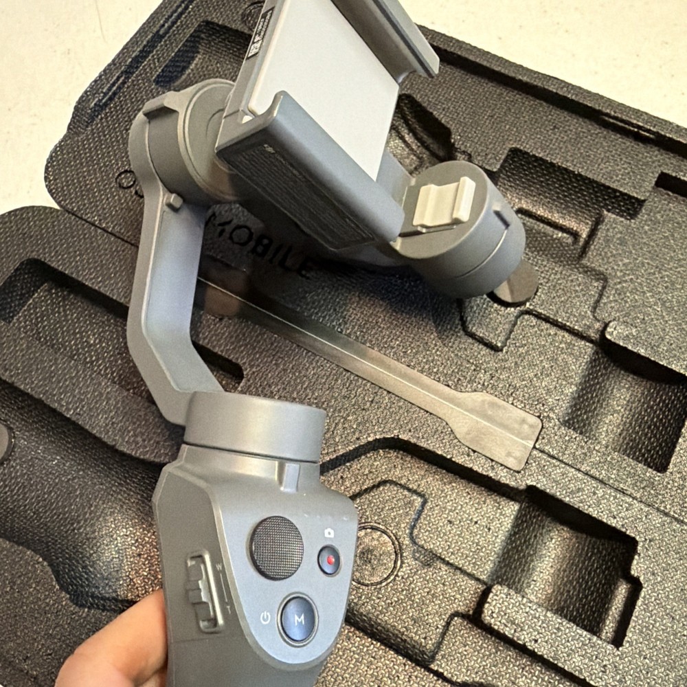 DJI Osmo Mobile 2 Gimbal with Case - Excellent Condition