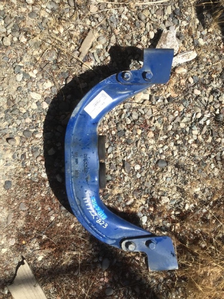 Replaces 2011 PETERBILT 365 FRONT ENGINE MOUNT ,  MT