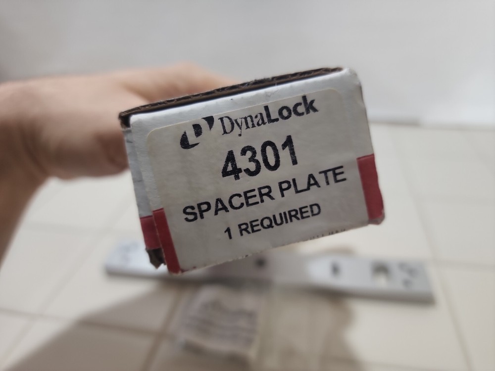 DYNALOCK 4301 Spacer Plate2000, 3000, 3101B Magnetic Locks