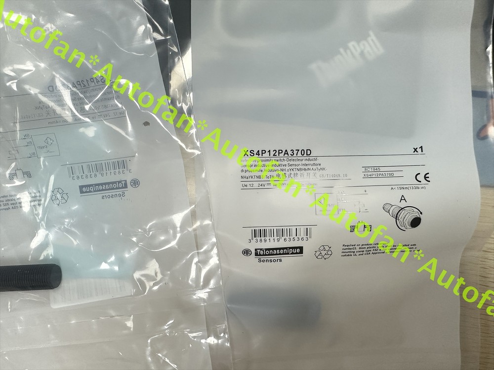 ONE NEW XS4P12PA370D sensor