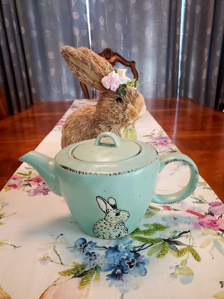 Dinnerware Set Easter Bunny Rabbit-Themed 15-Piece Ceramic Spectrum designz”