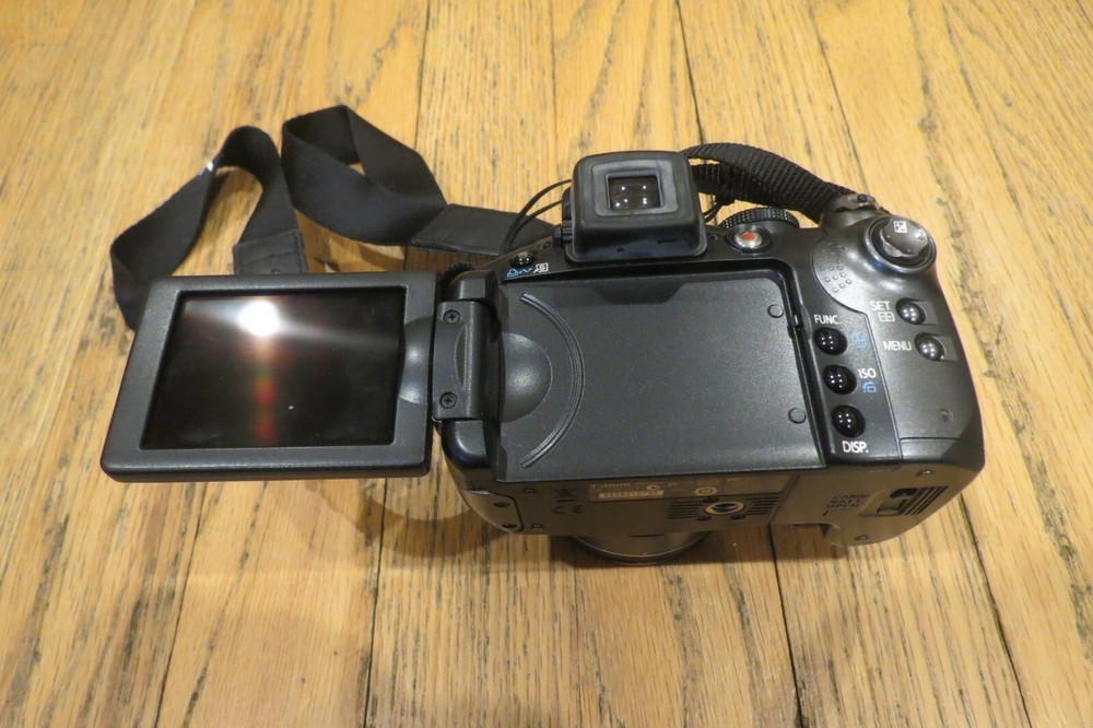 Canon S5IS Camera