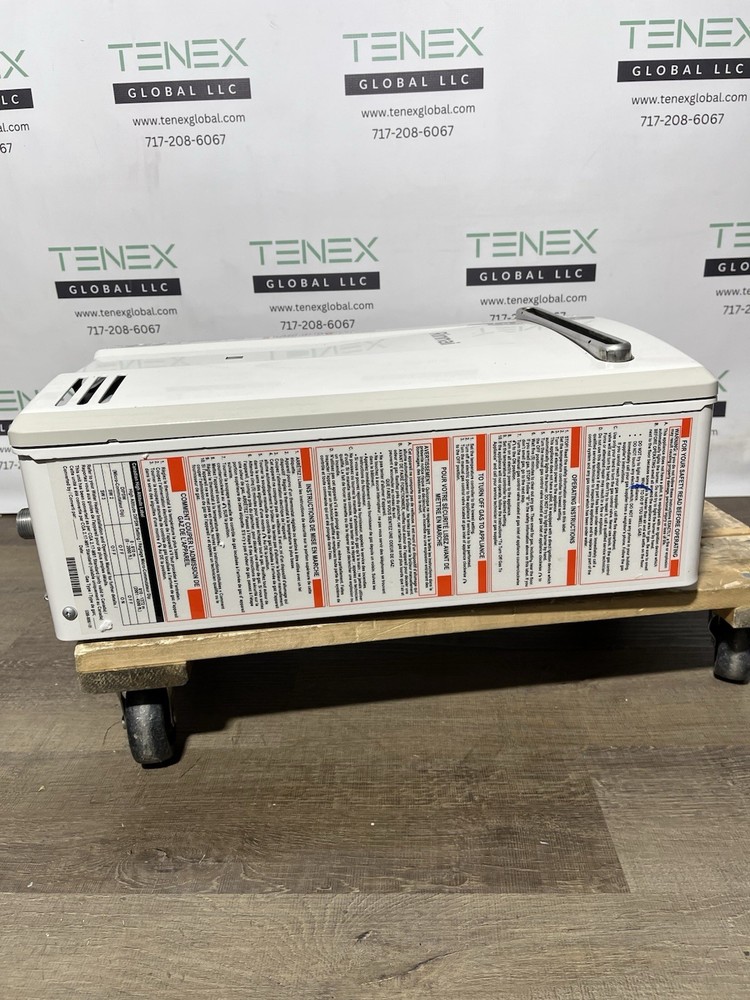 Rinnai V53DeP Outdoor Tankless Water Heater 120k BTU Propane Gas (C-4 #1790)