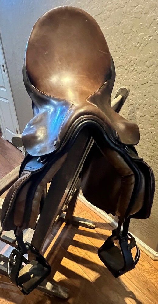 17.5 BERNEY BROS SADDLE