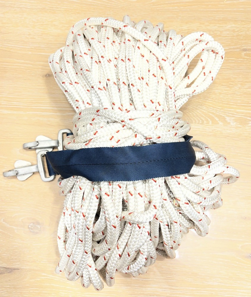 1/2" x 200’ Double Braid Polyester/Nylon Snap Hooks