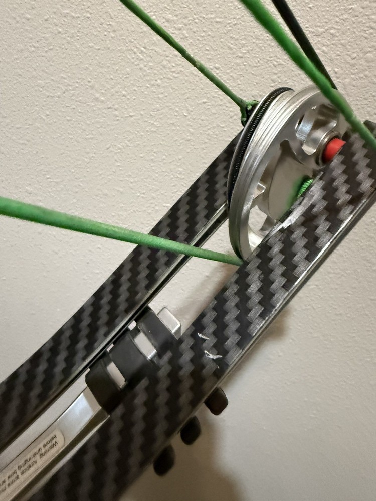 Hoyt Pro Comp Elite XL black Right Hand Compound target bow.