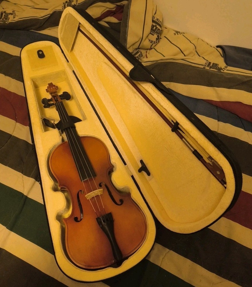 Student Violin With Case Needs Repair
