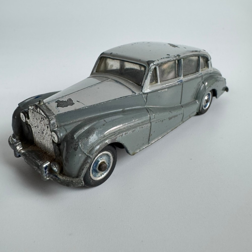 Dinky 150 Rolls Royce Silver Wraith - two tone grey fair unboxed