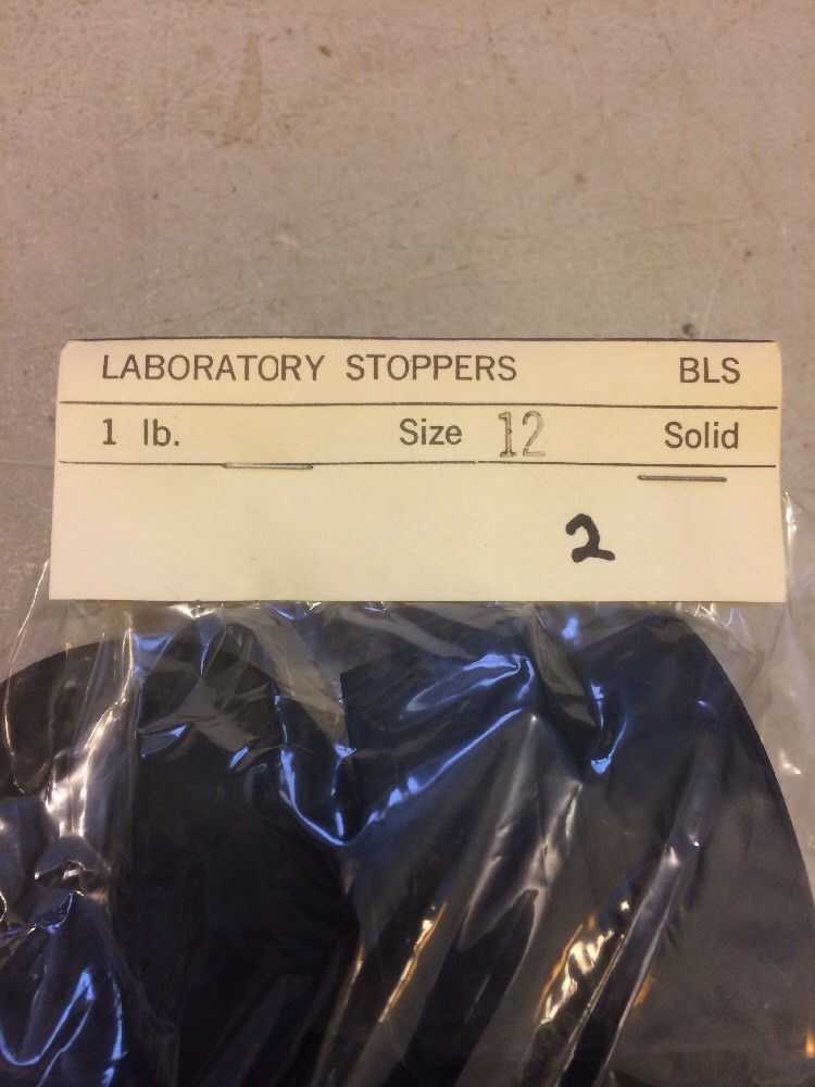 LABORATORY STOPPERS NEW OLD STOCK SIZE 12 SOLID 5 PER BAG STEAMPUNK 2