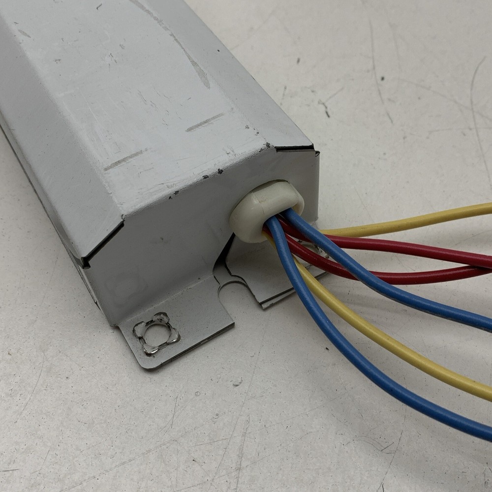 Magnetek 8550 Fluorescent Emergency Ballast 2-8' T12 (Missing Hardware & Switch)