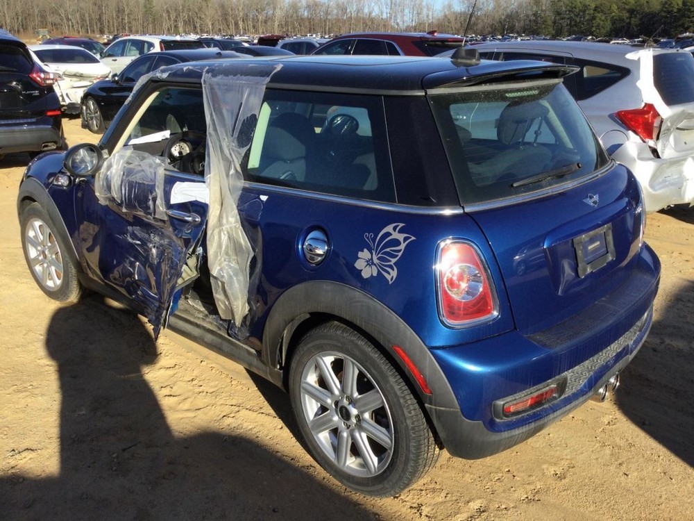 MINI 1 2012 Glove Box 4914297