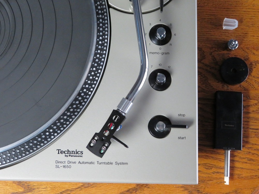 Technics SL-1650 Quality Automatic Stack Direct Drive Turntable Serviced Nr Mint